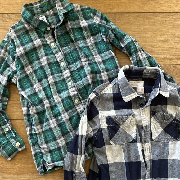 Button down shirts Size 6/7 - Picture 2 of 4